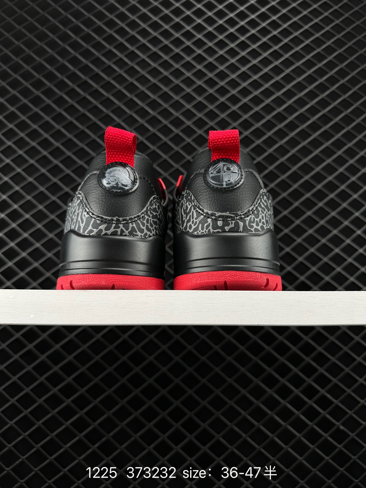 NK Jordan Spizike Low